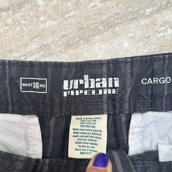 Urban Pipeline boys gray plaid cargo shorts – size 16 regular - Picture 4 of 6